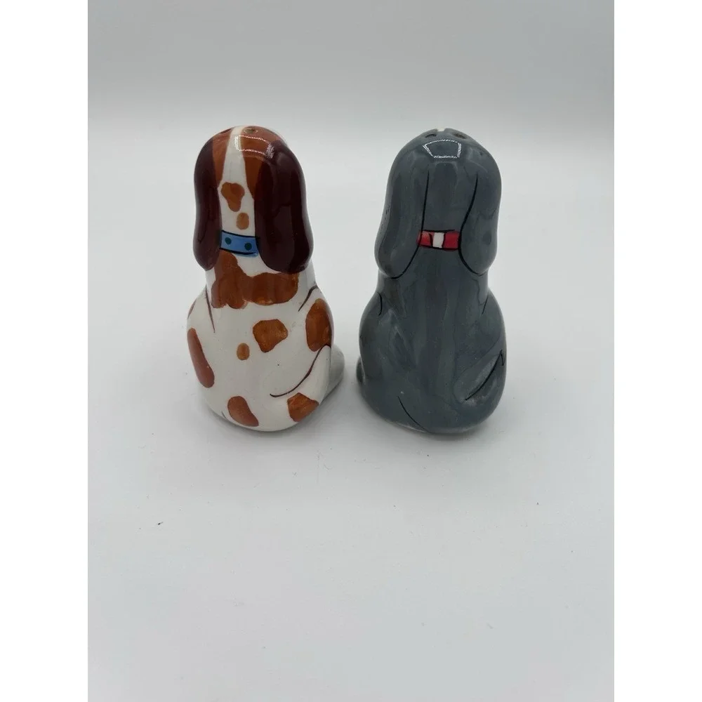 Vtg. Dogs Salt & Pepper Shaker Set Spice Up Your Food With these Cute‎ Doggies